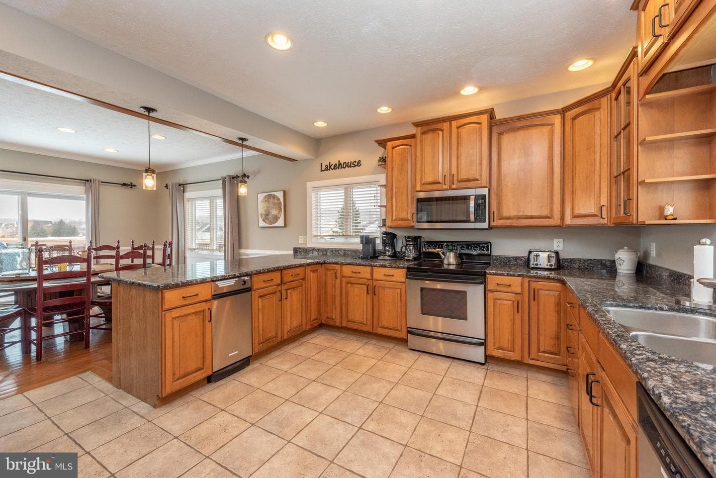 85 Clubhouse Drive photo 59