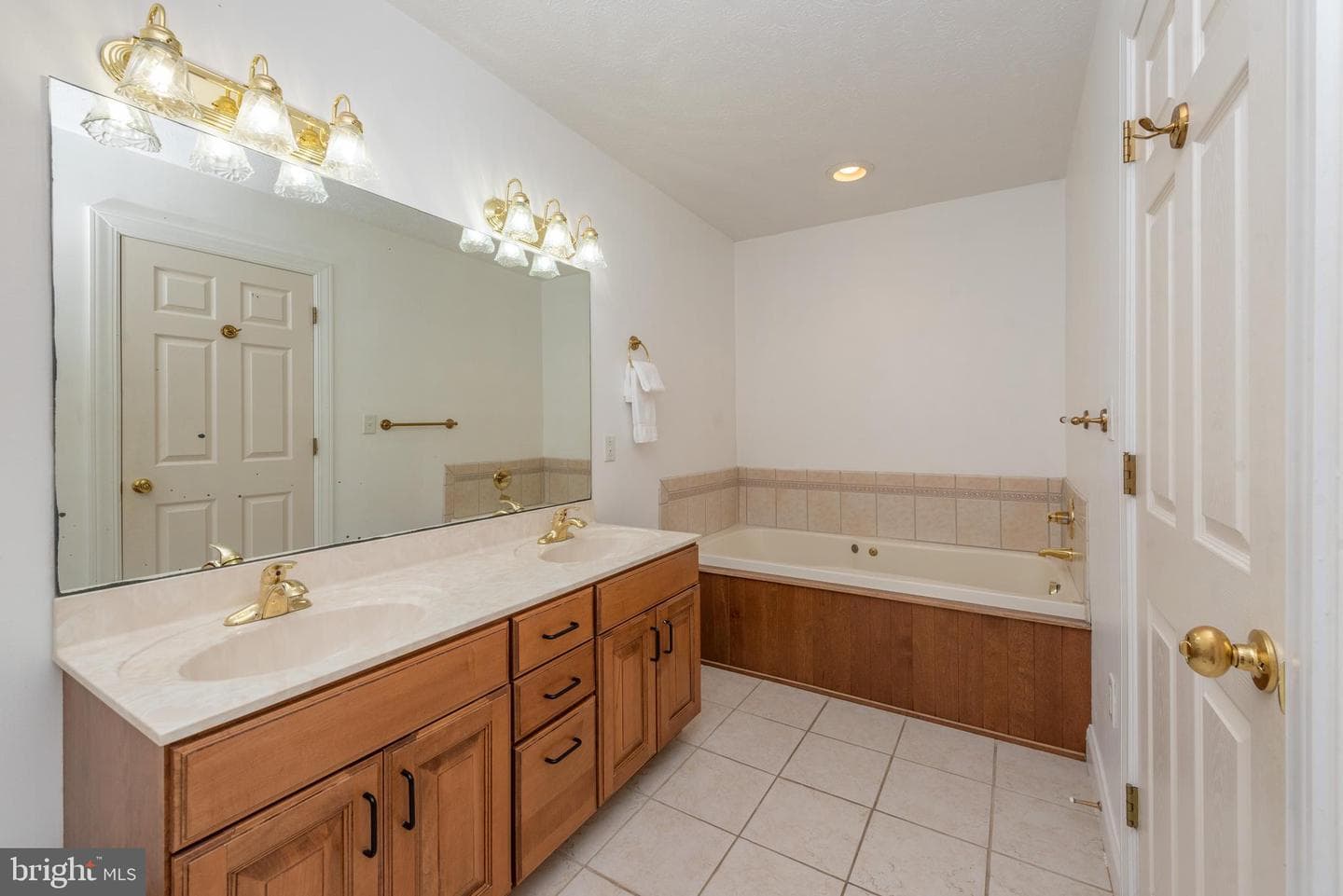 85 Clubhouse Drive photo 67