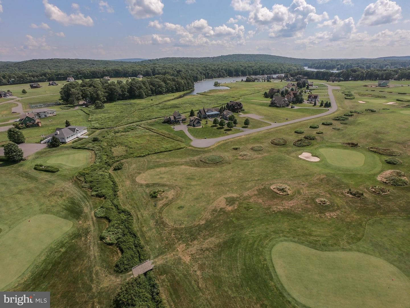 85 Clubhouse Drive photo 92