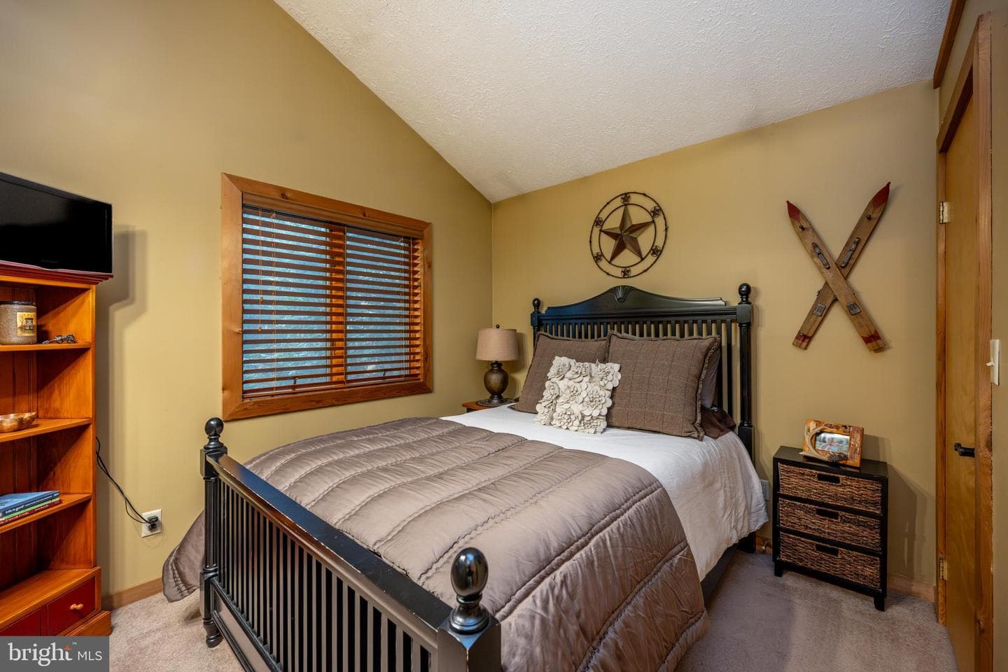 11 Valley View Drive photo 17