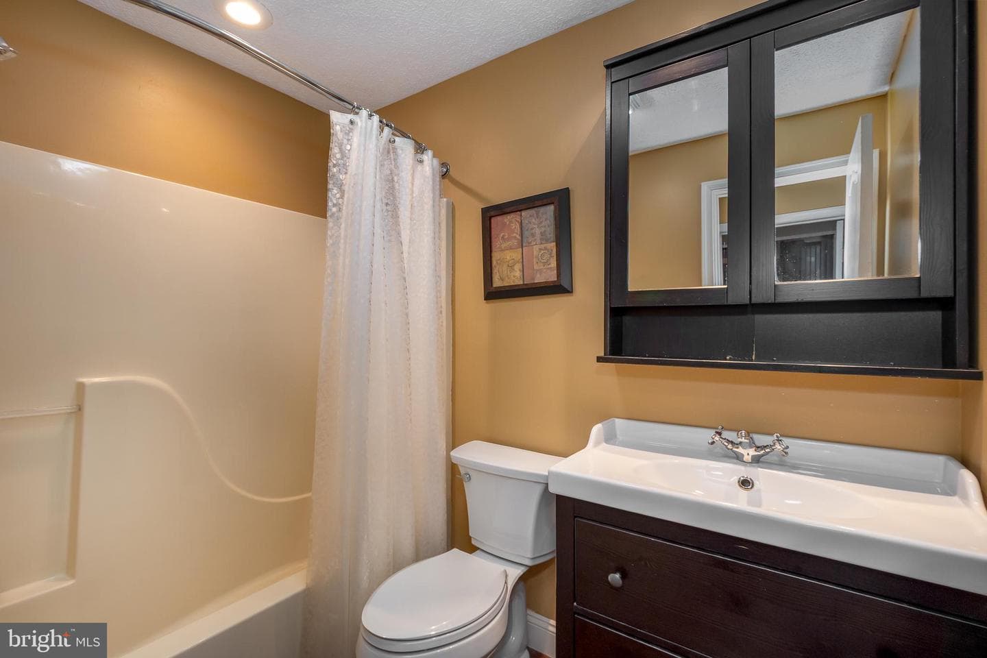 135 Jeffrey Lane #19a photo 14