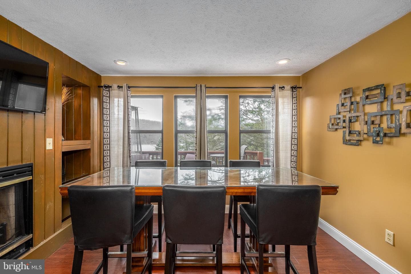 135 Jeffrey Lane #19a photo 9