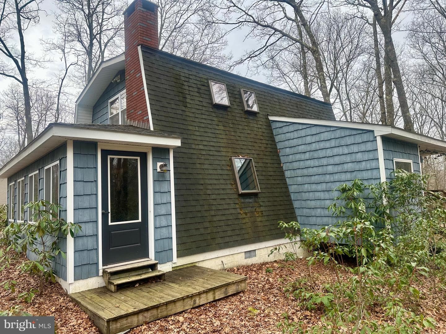 552 Black Oak Drive photo 4