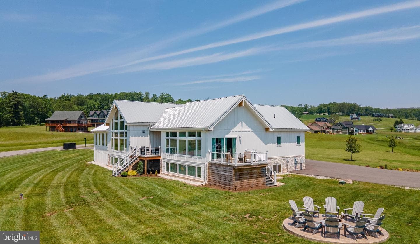 619 Waterfront Greens Drive, Swanton