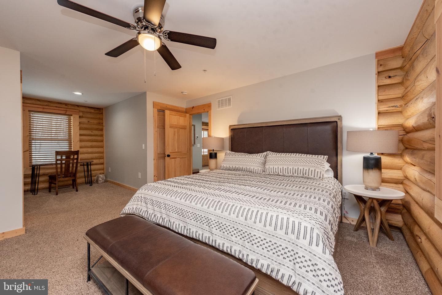 22 Taylor Lane photo 15
