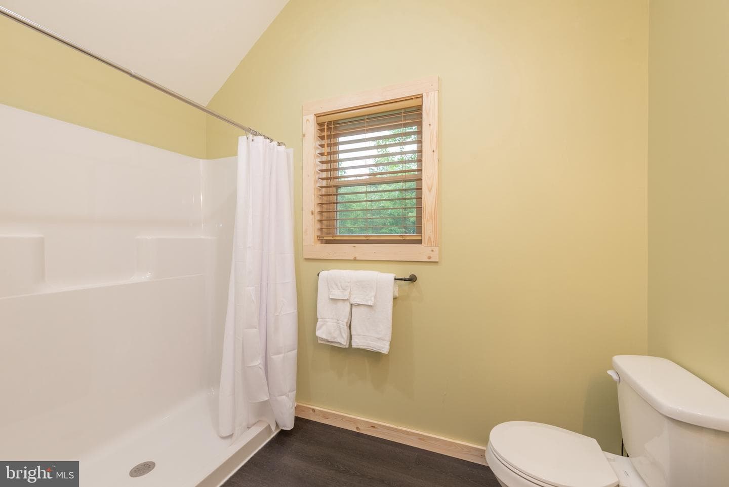 22 Taylor Lane photo 26