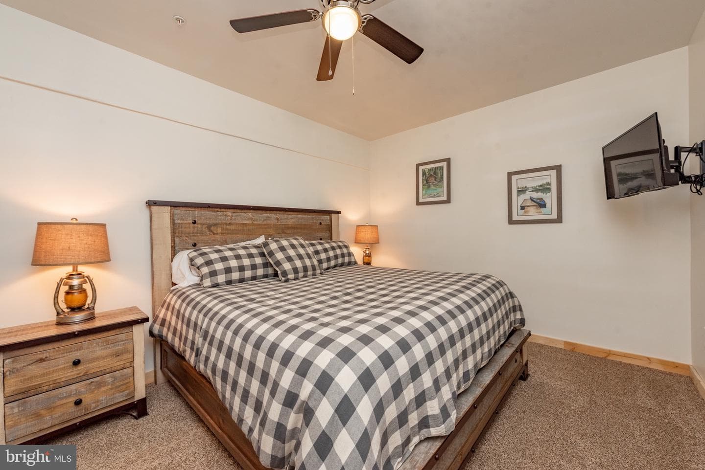 22 Taylor Lane photo 41