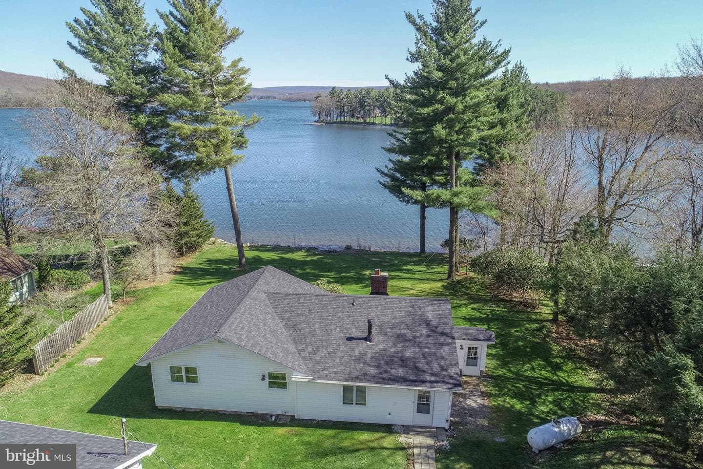 2332 Paradise Point Road photo 10