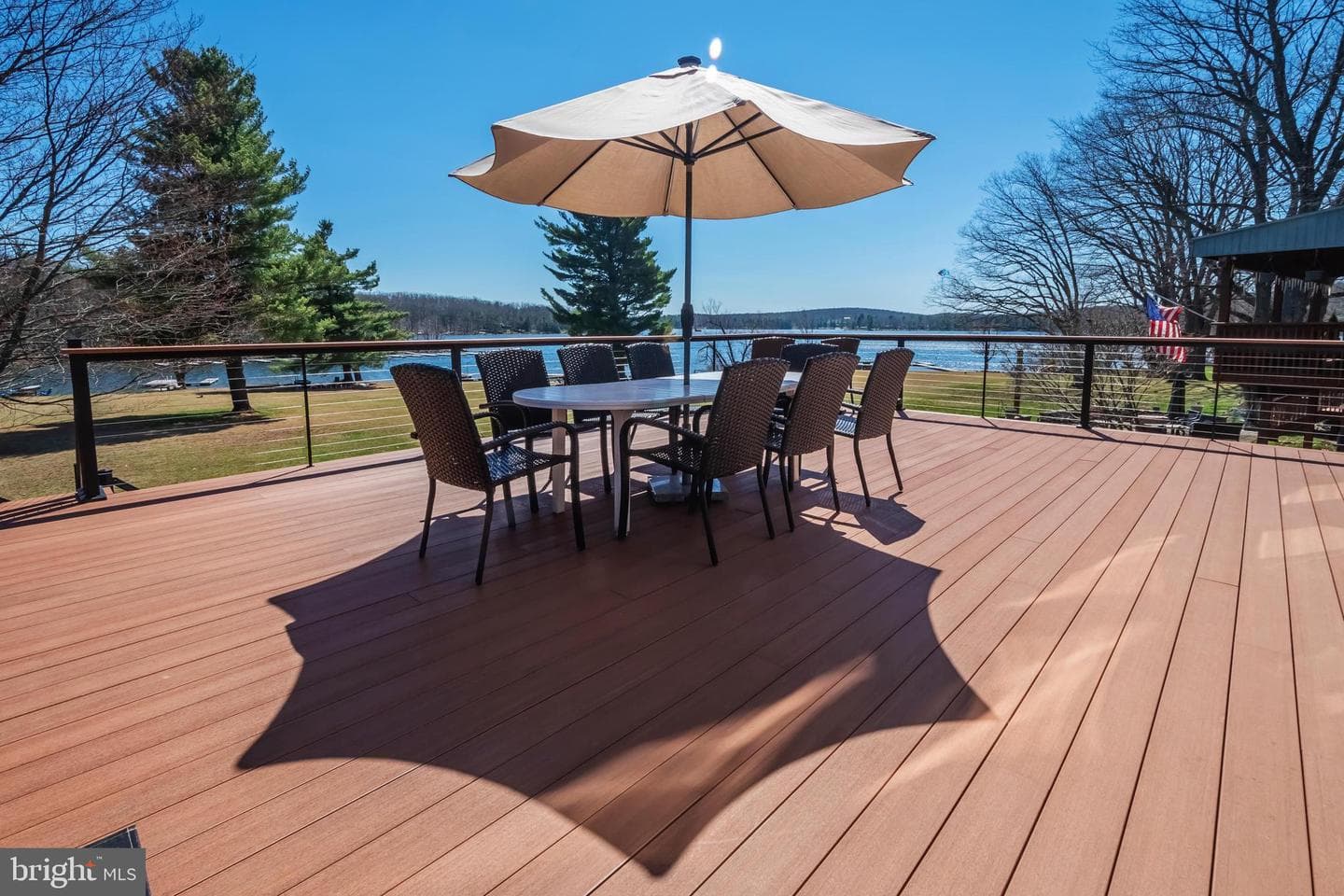 390 Glen Cove Road photo 11