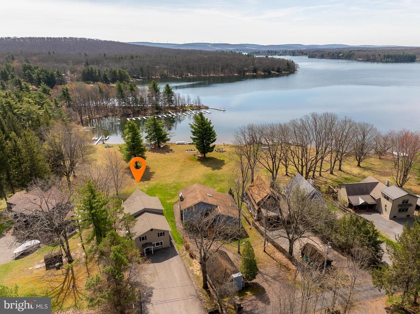 390 Glen Cove Road photo 3