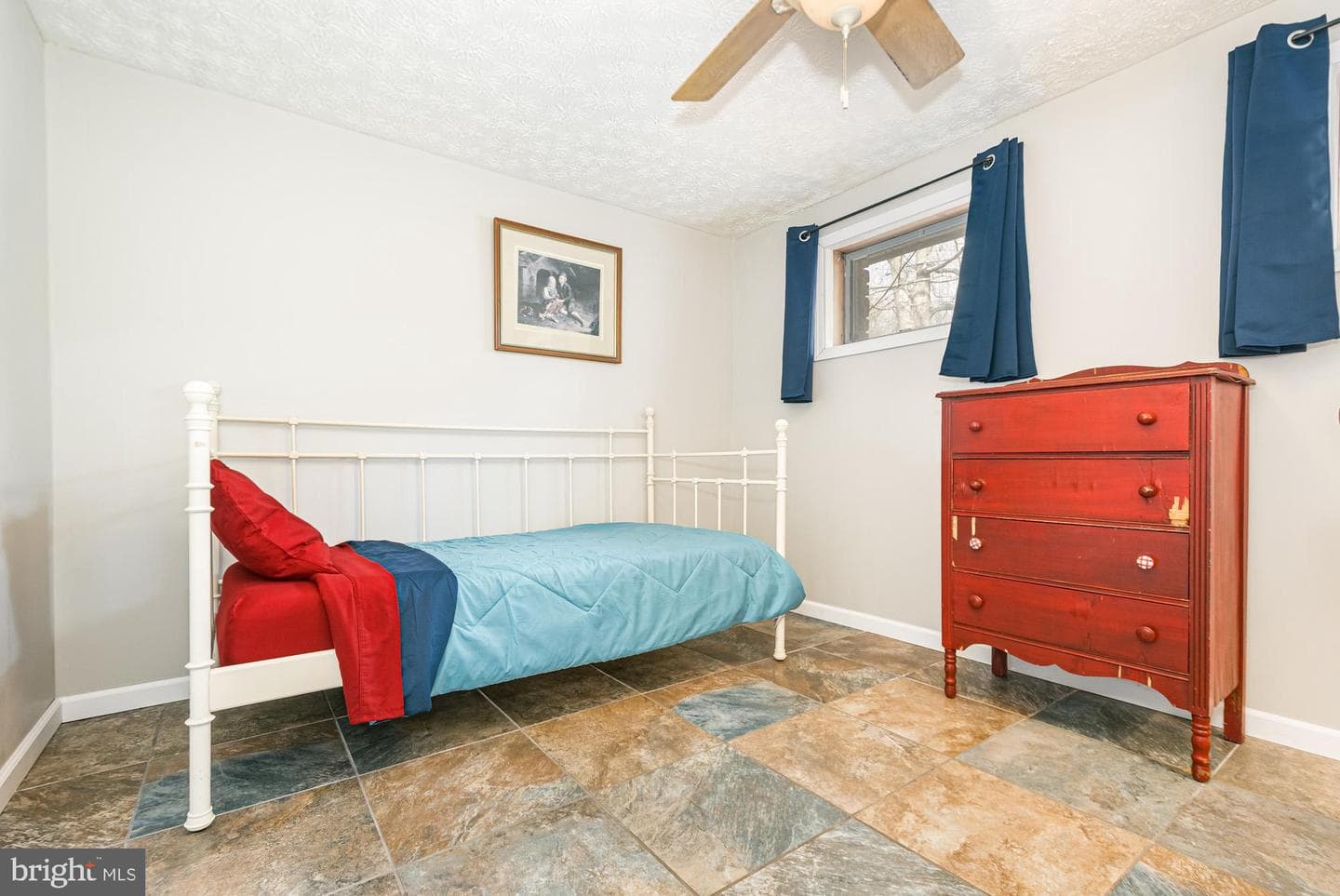 390 Glen Cove Road photo 39