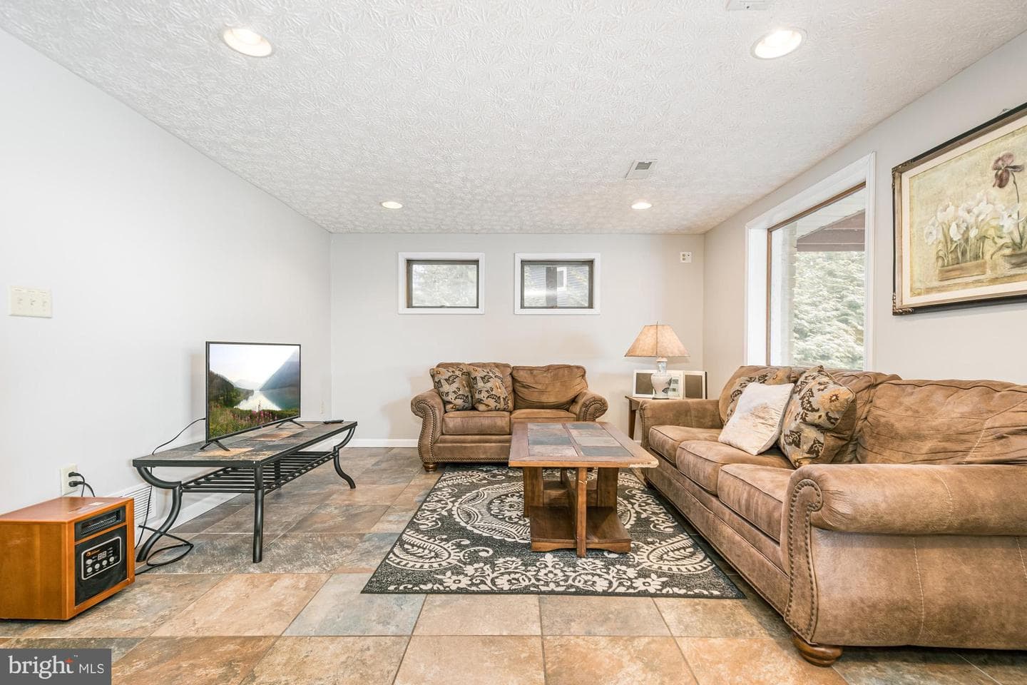 390 Glen Cove Road photo 44