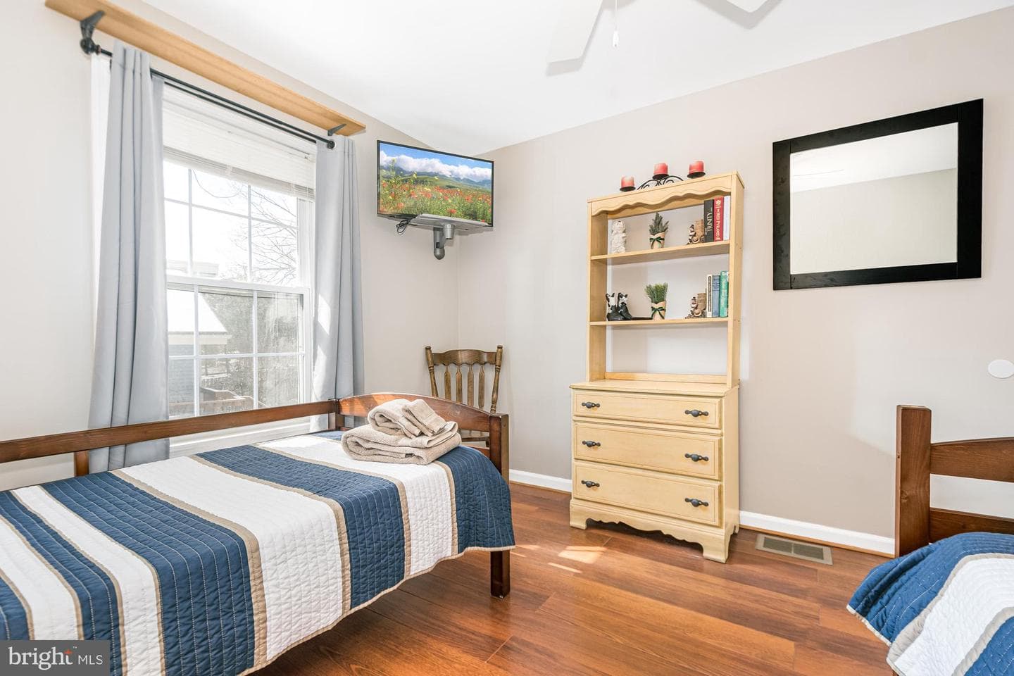 390 Glen Cove Road photo 51