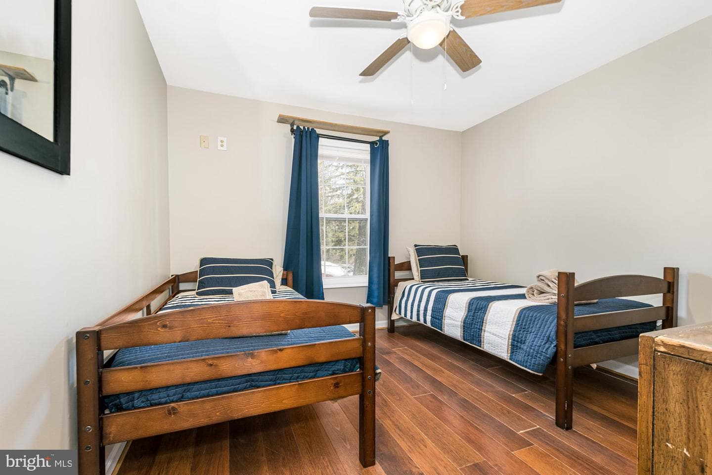 390 Glen Cove Road photo 52