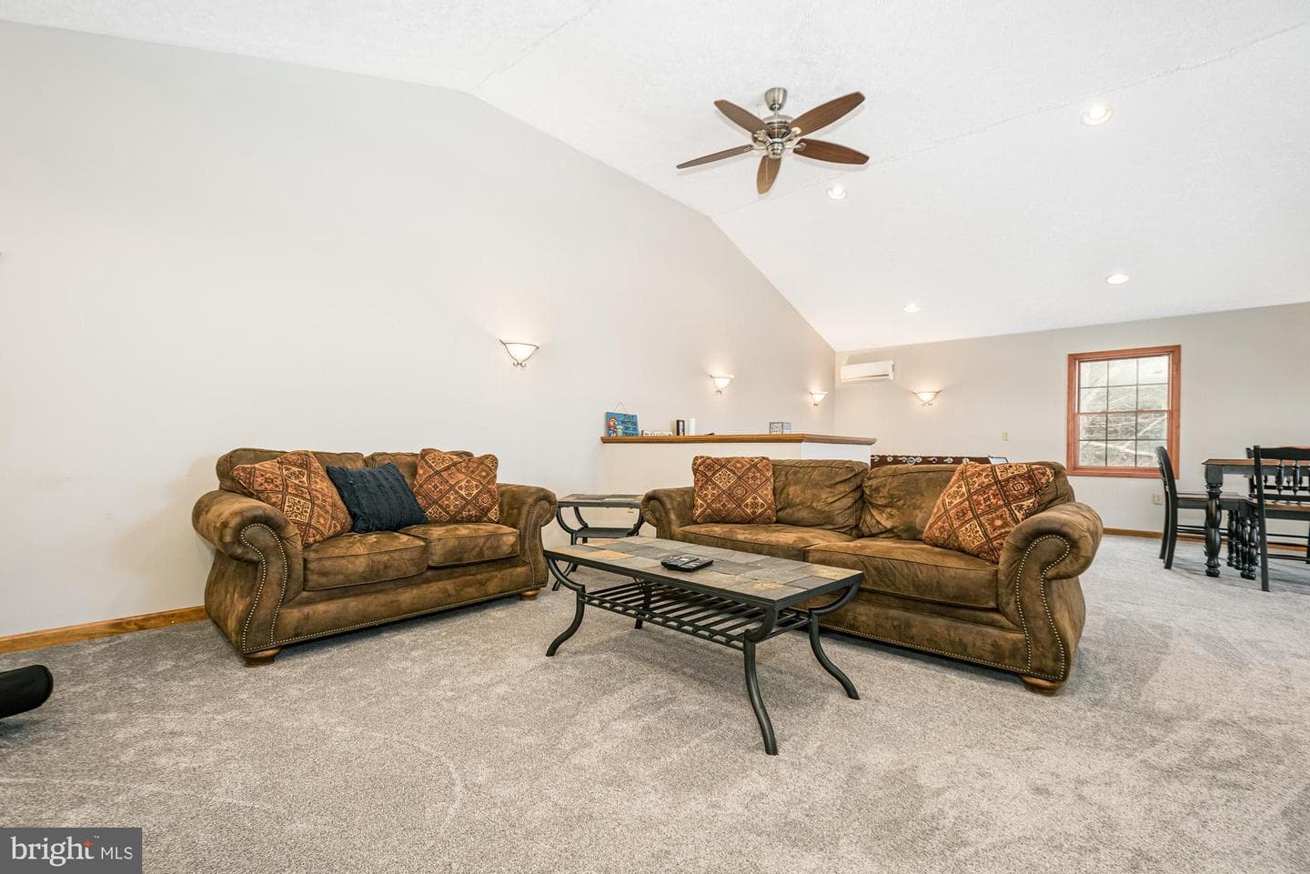 390 Glen Cove Road photo 63