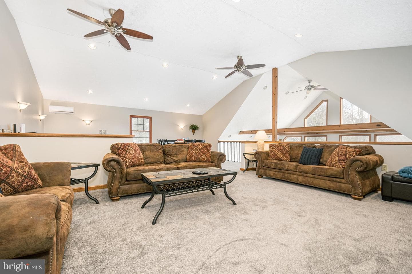 390 Glen Cove Road photo 65