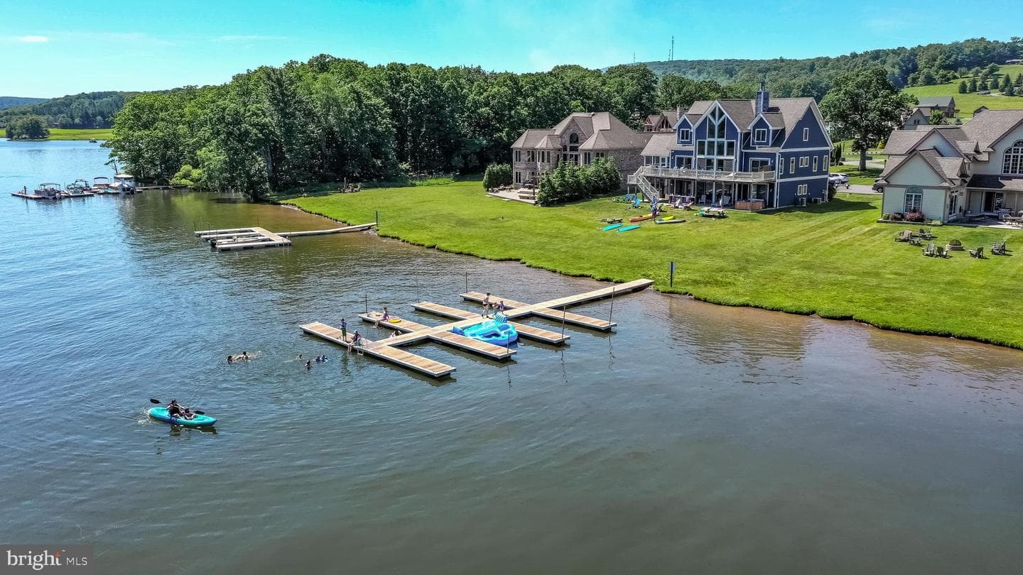 342 Lakefront Links Drive photo 18