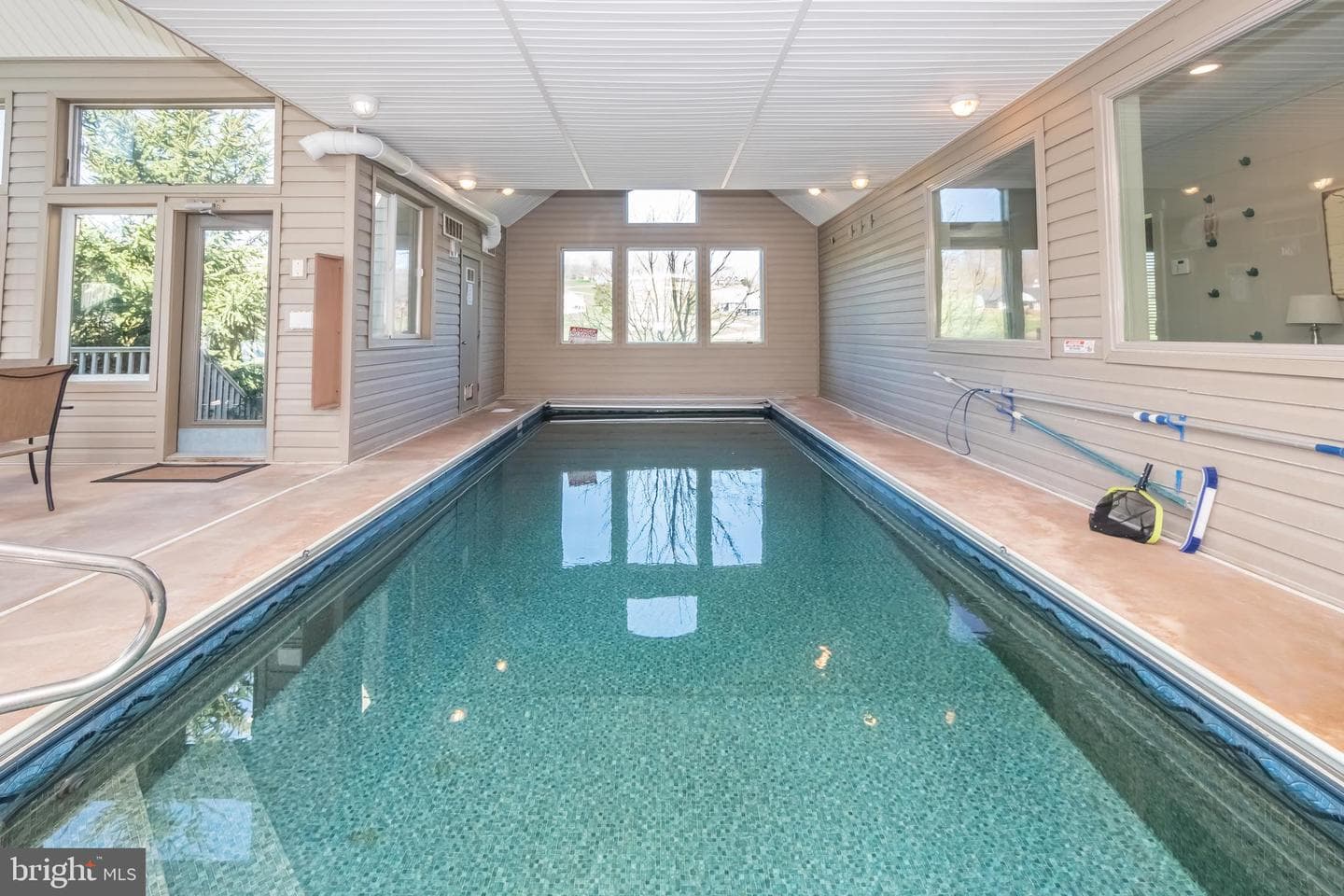 342 Lakefront Links Drive photo 4