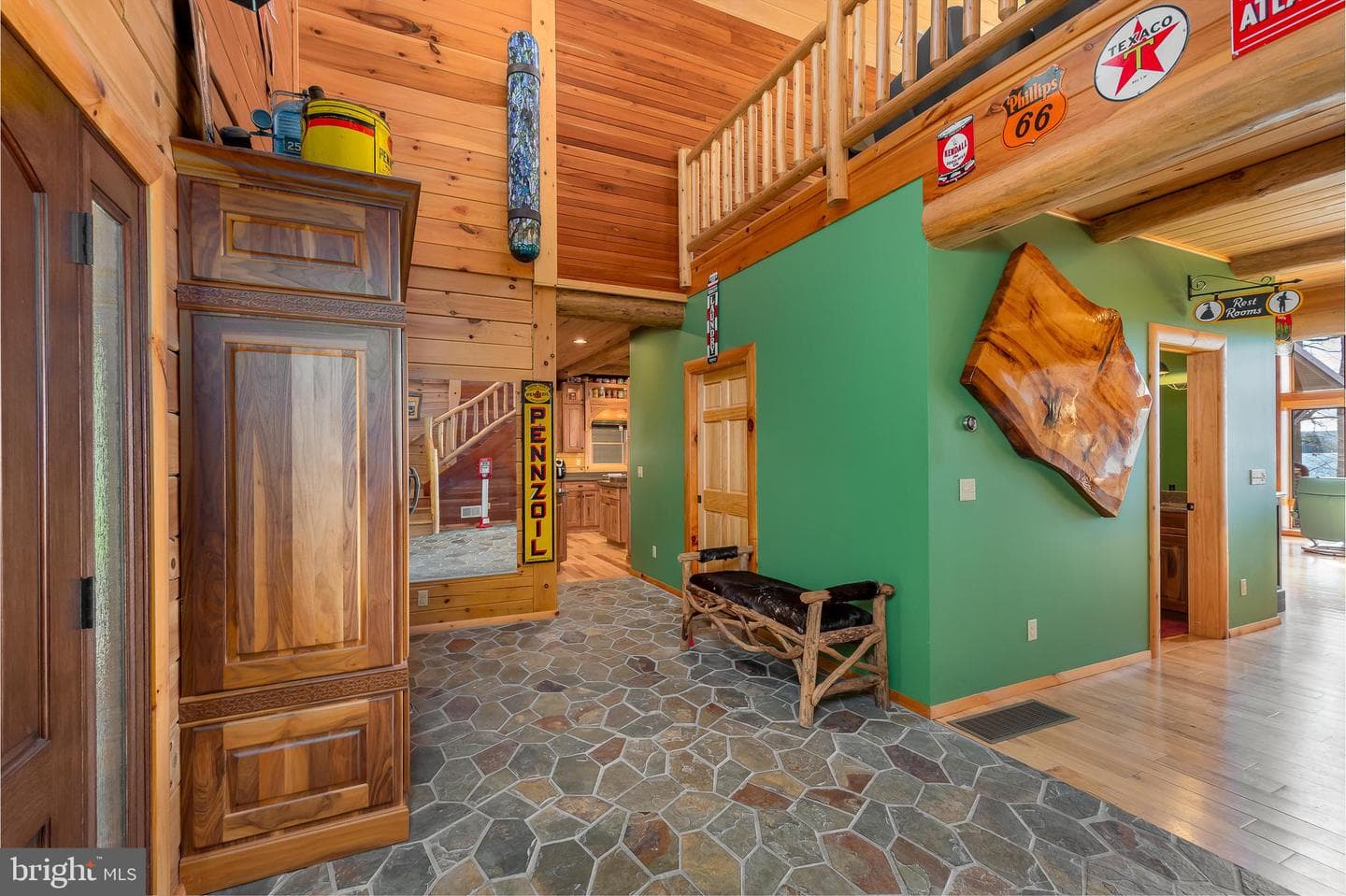 180 Glen Cove Road photo 16