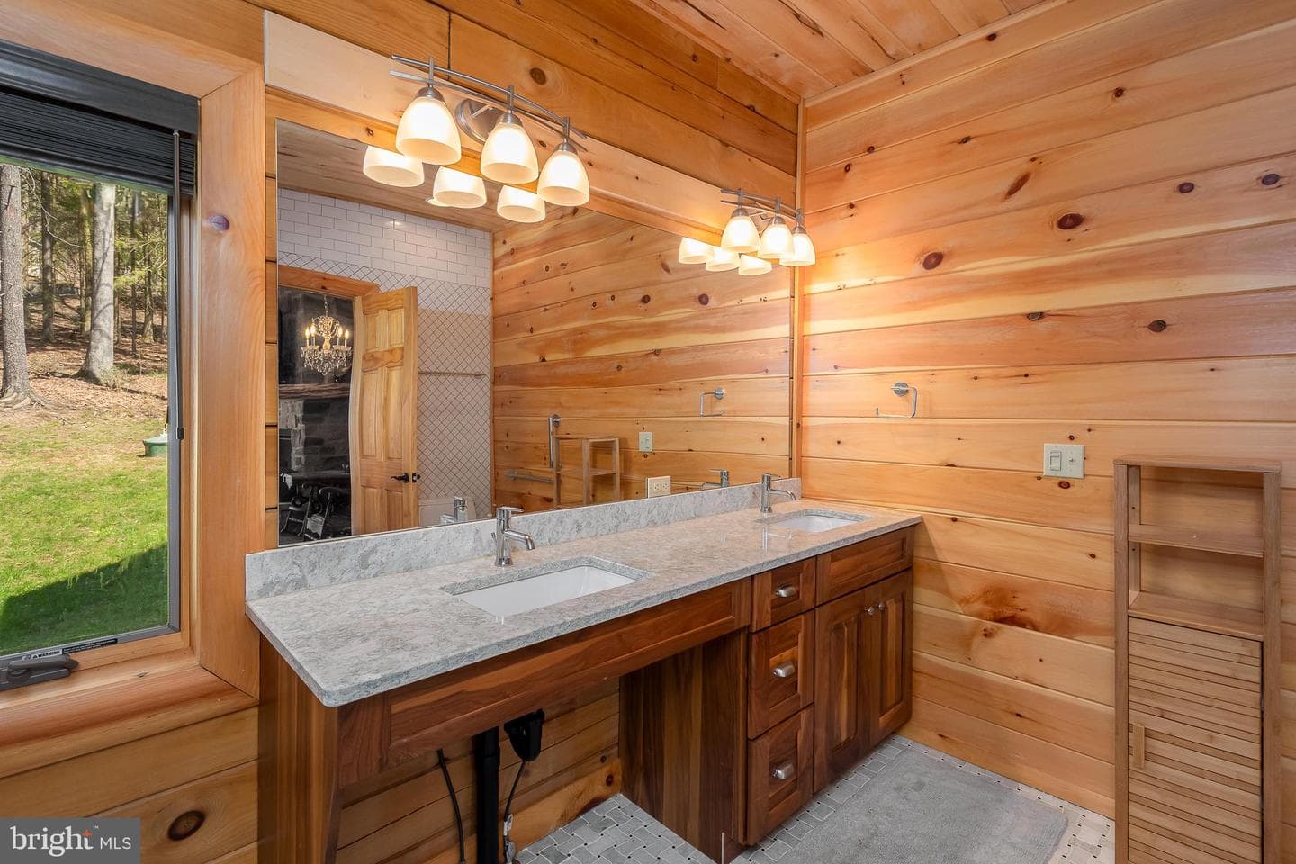 180 Glen Cove Road photo 37