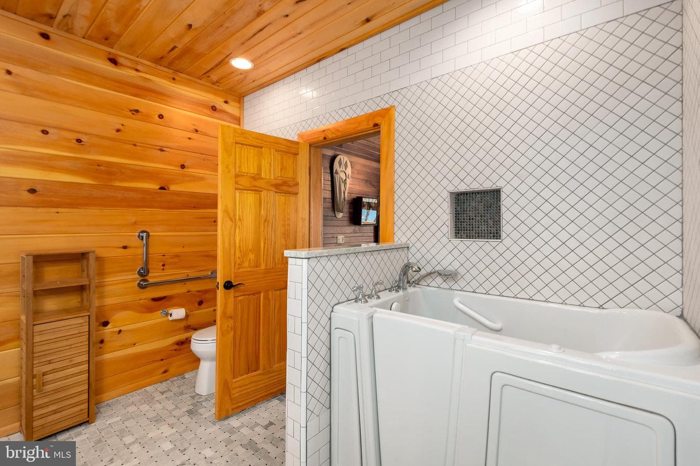 180 Glen Cove Road photo 41