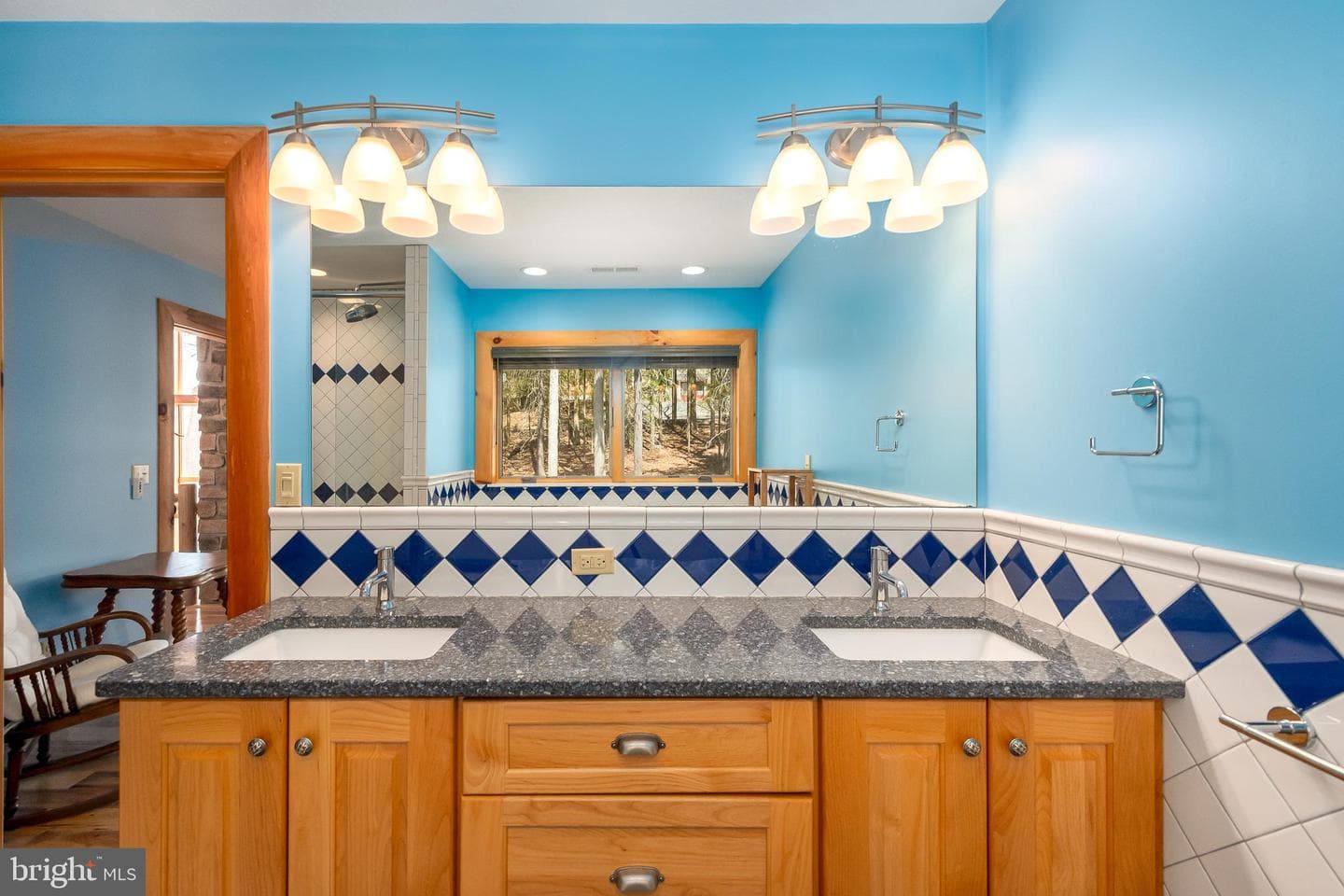 180 Glen Cove Road photo 47