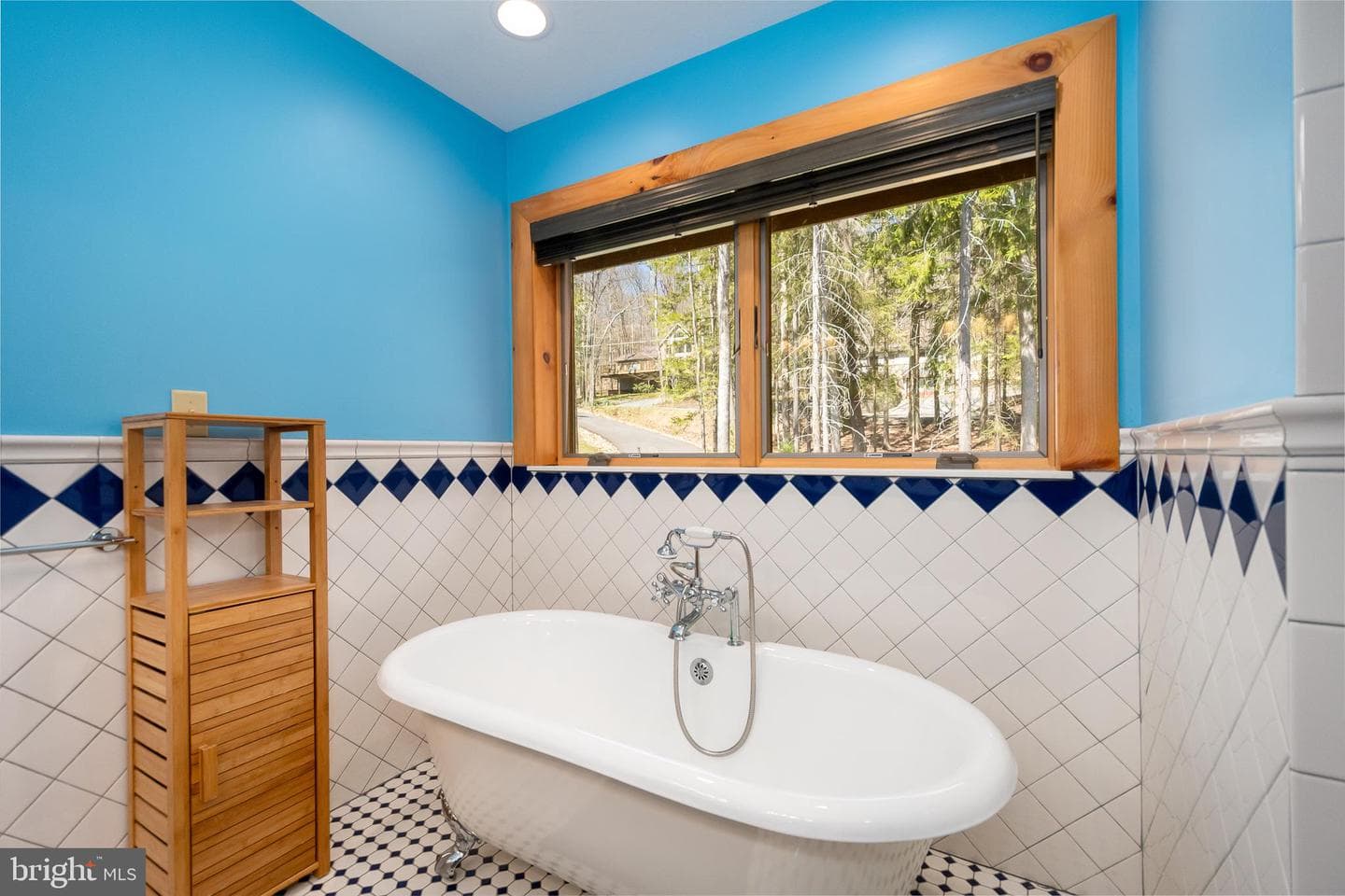 180 Glen Cove Road photo 48