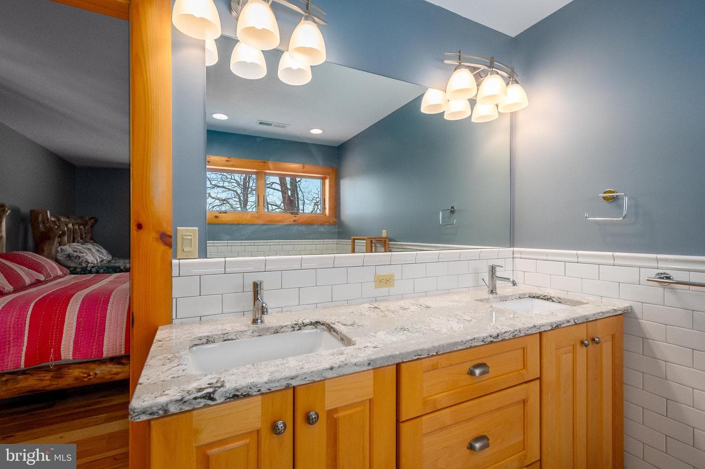 180 Glen Cove Road photo 54