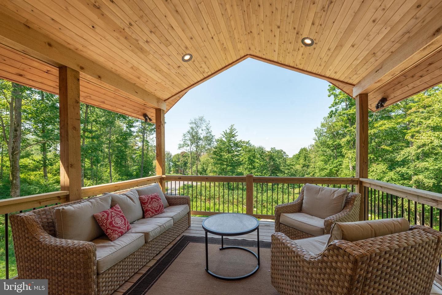 94 Rocky Gap Trail, Mc Henry