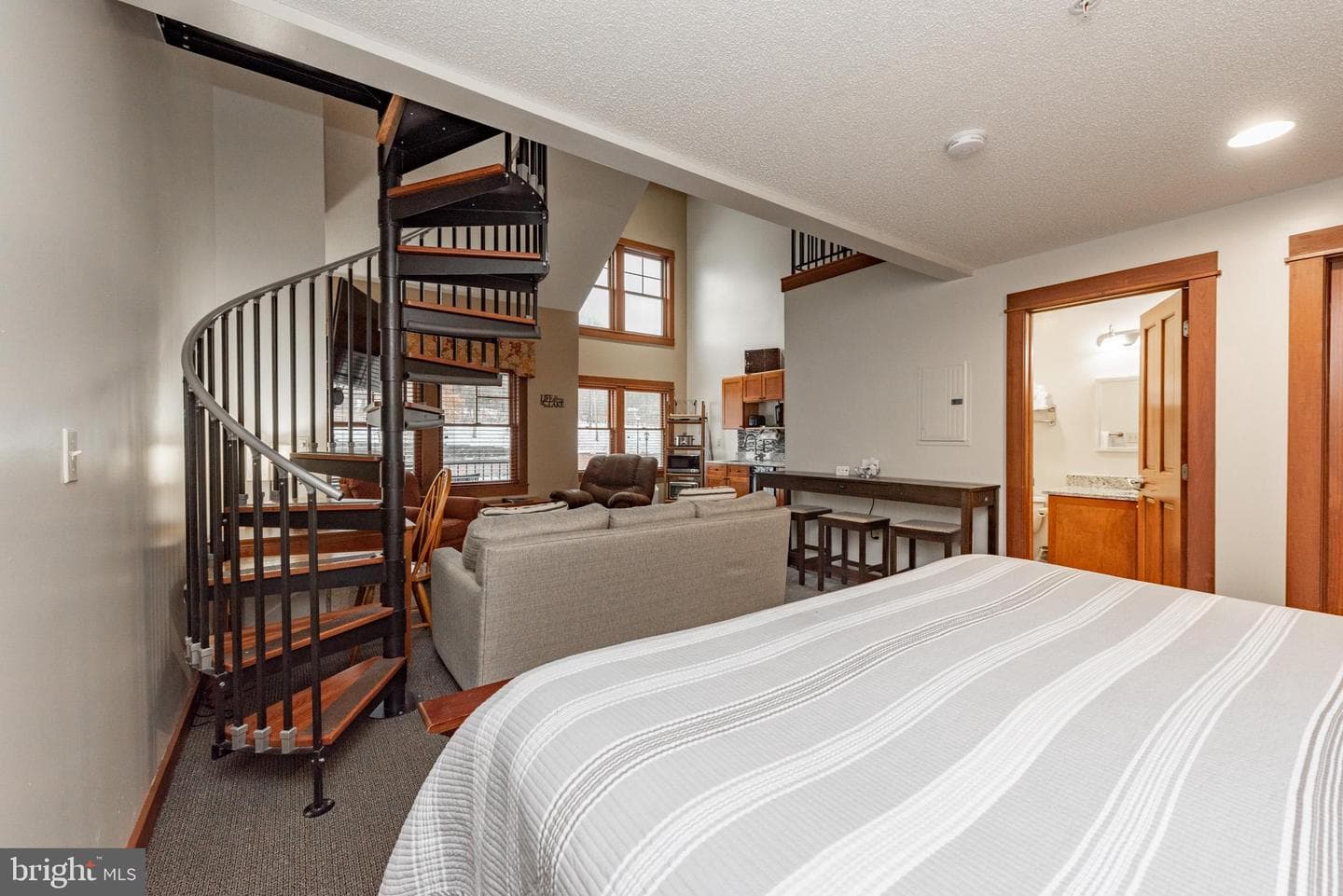 565 Glendale Road #306 photo 13