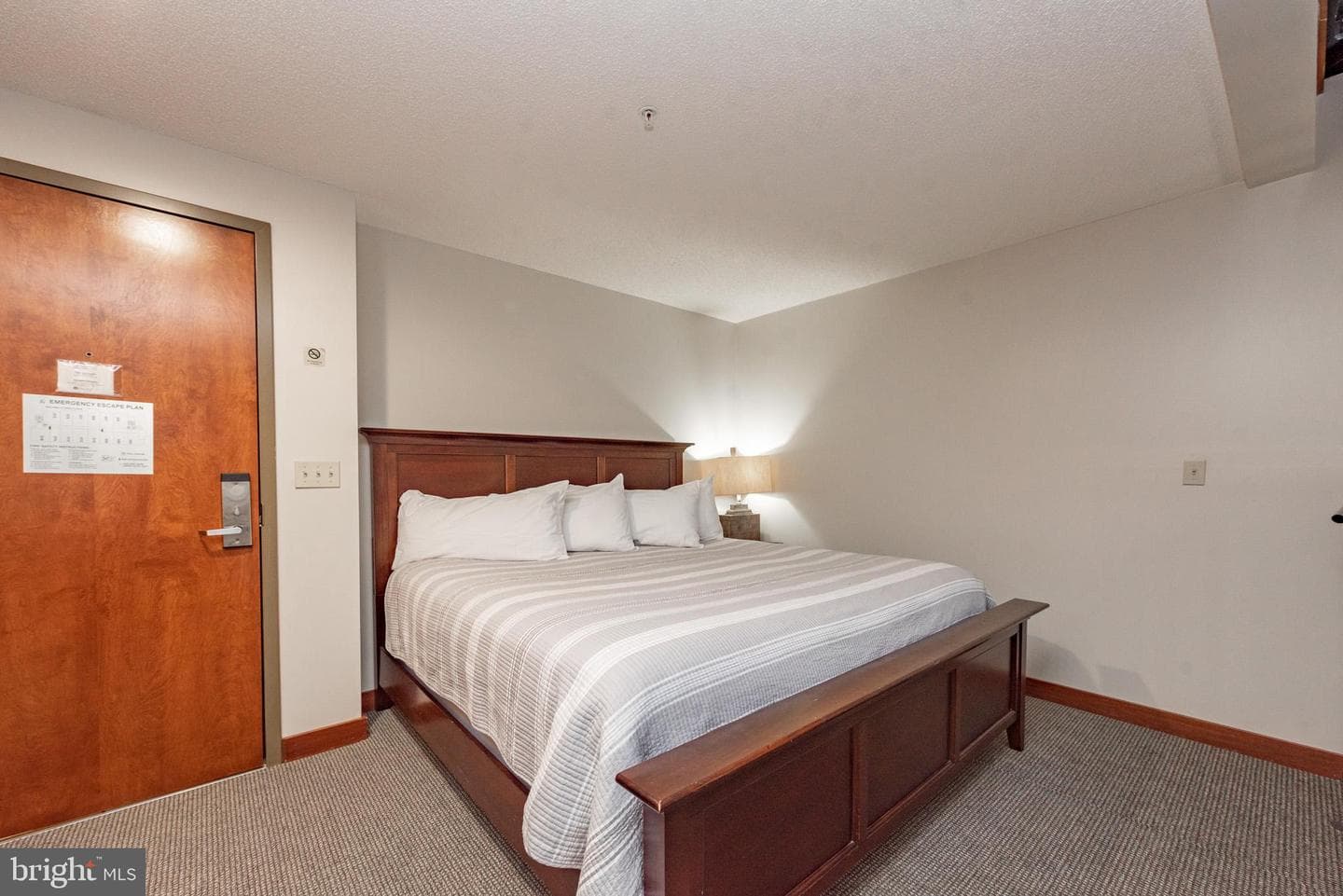 565 Glendale Road #306 photo 16