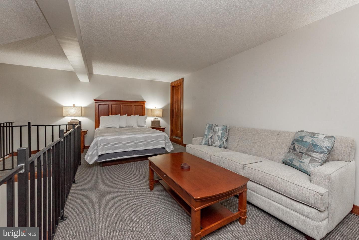 565 Glendale Road #306 photo 19