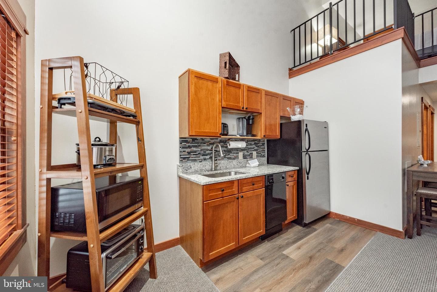 565 Glendale Road #306 photo 8