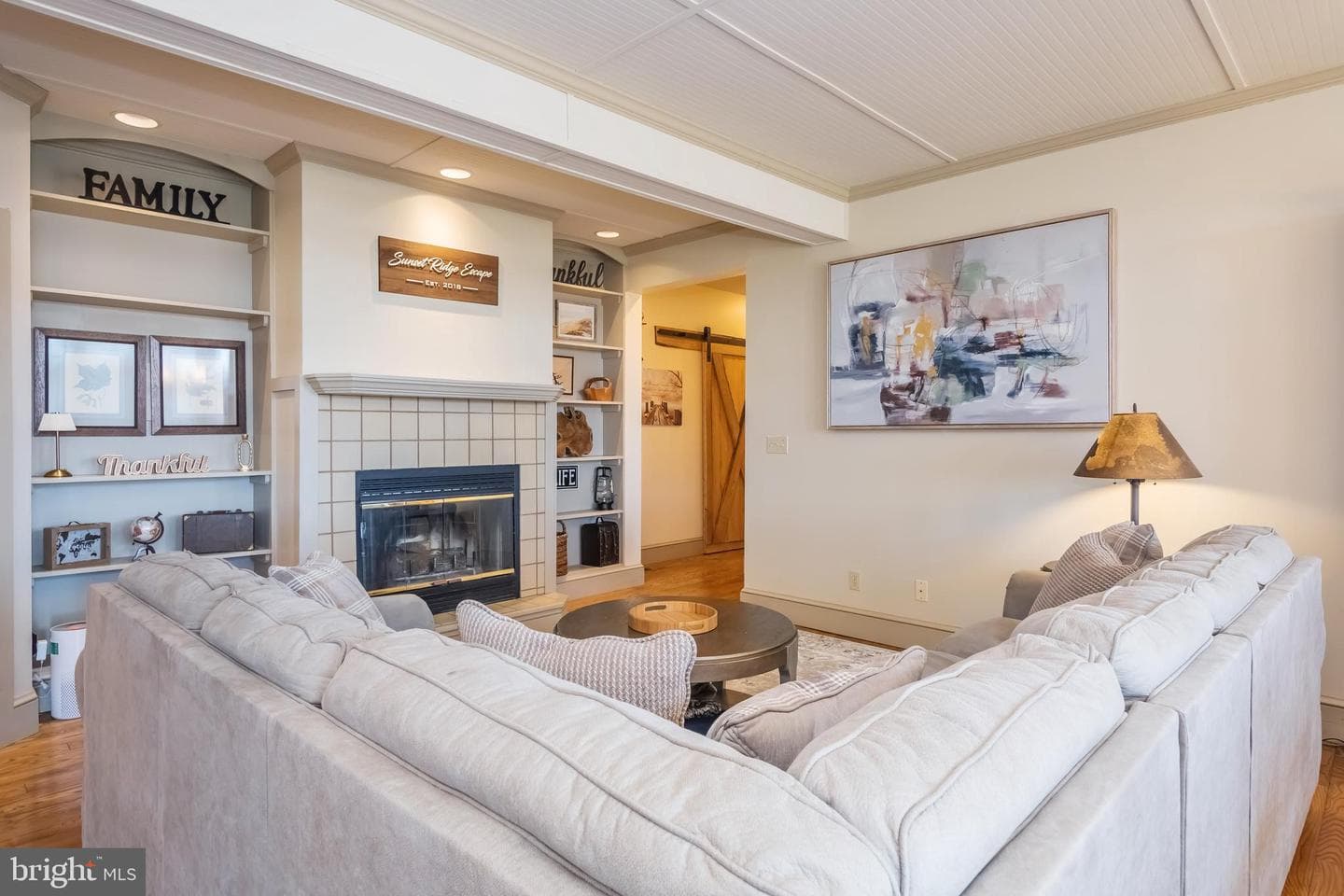 726 Sunset Ridge Drive photo 18