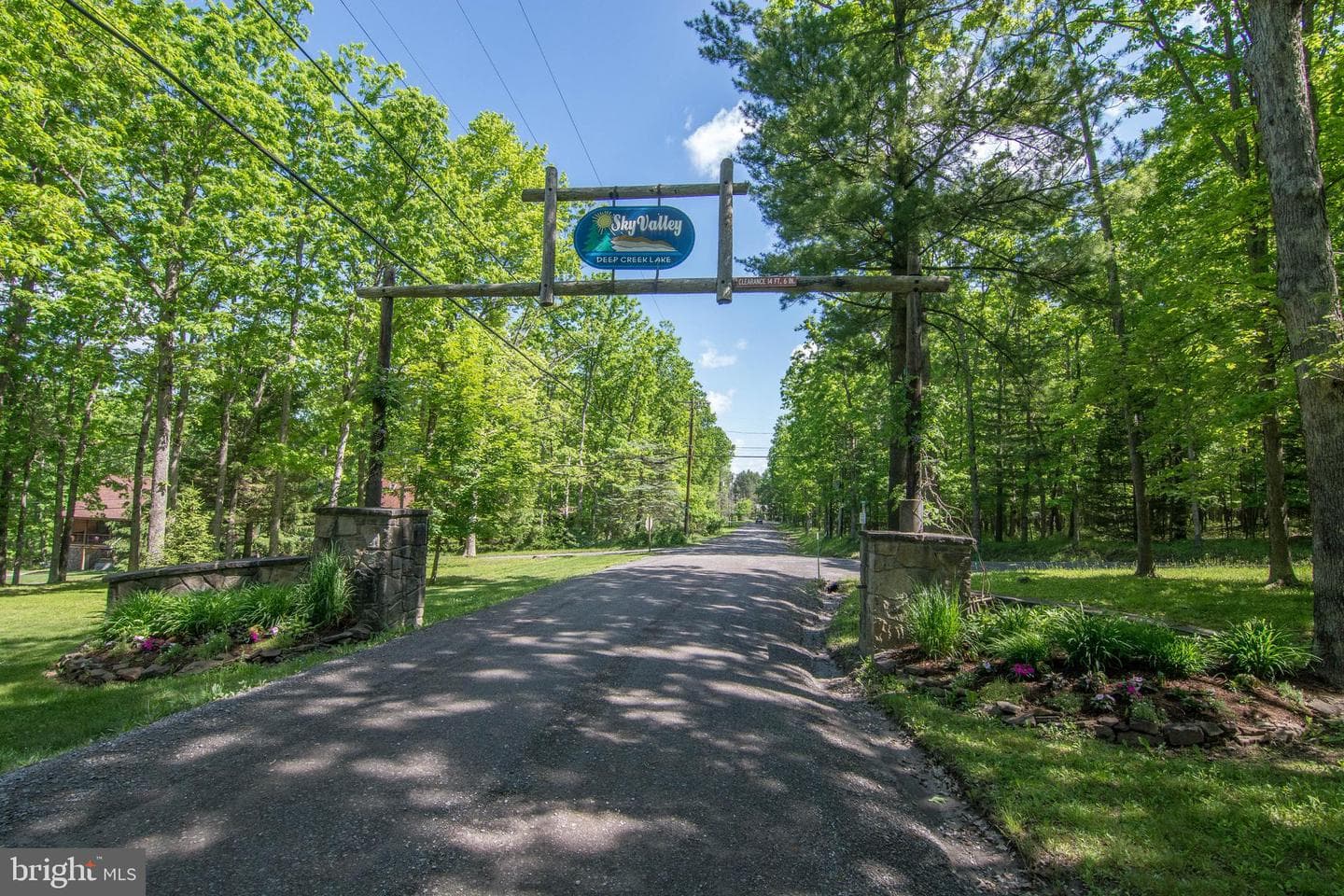61 Frederick Circle photo 68