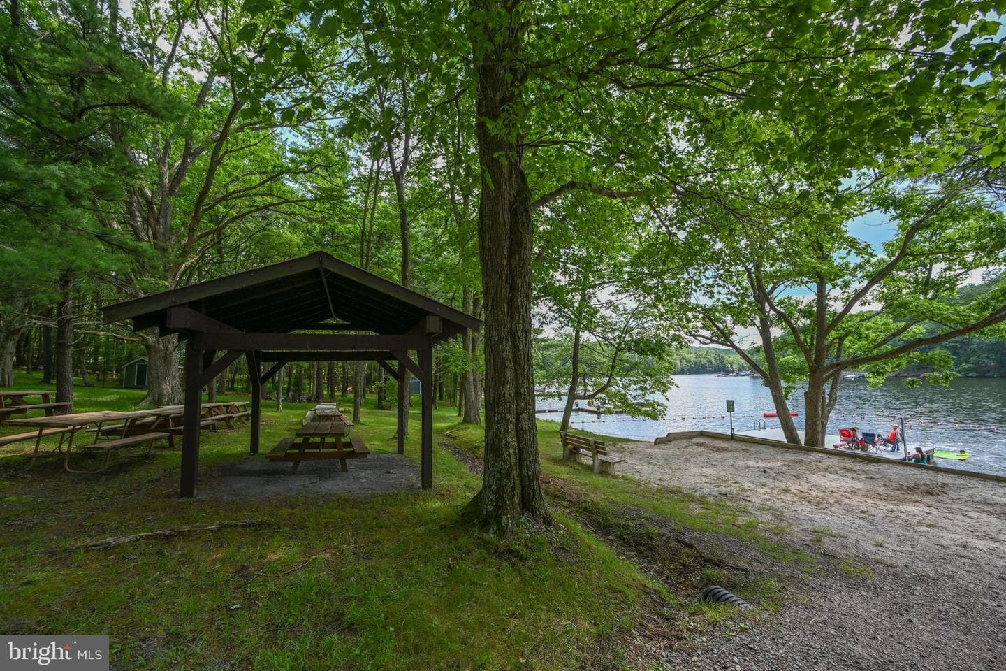 61 Frederick Circle photo 81