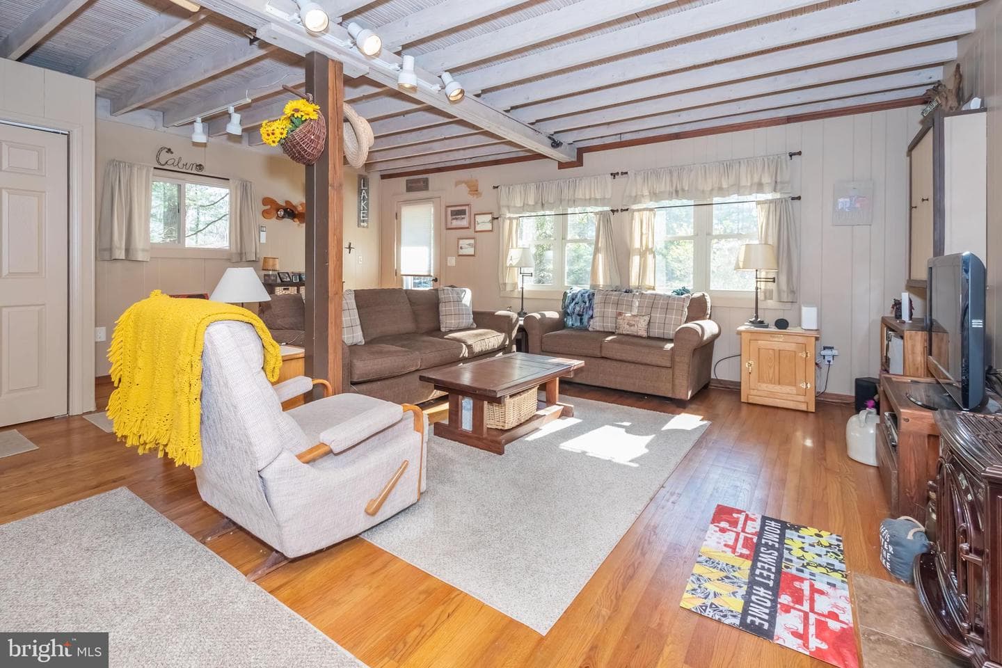 245 Oak Way Road photo 4