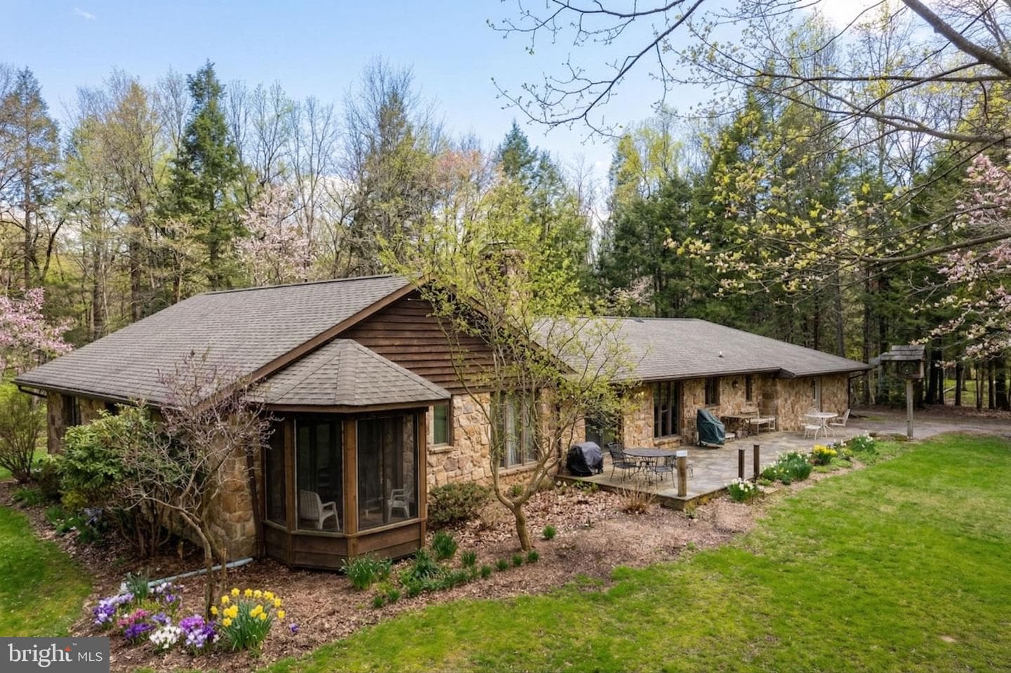 15443 Bittinger Road photo 2