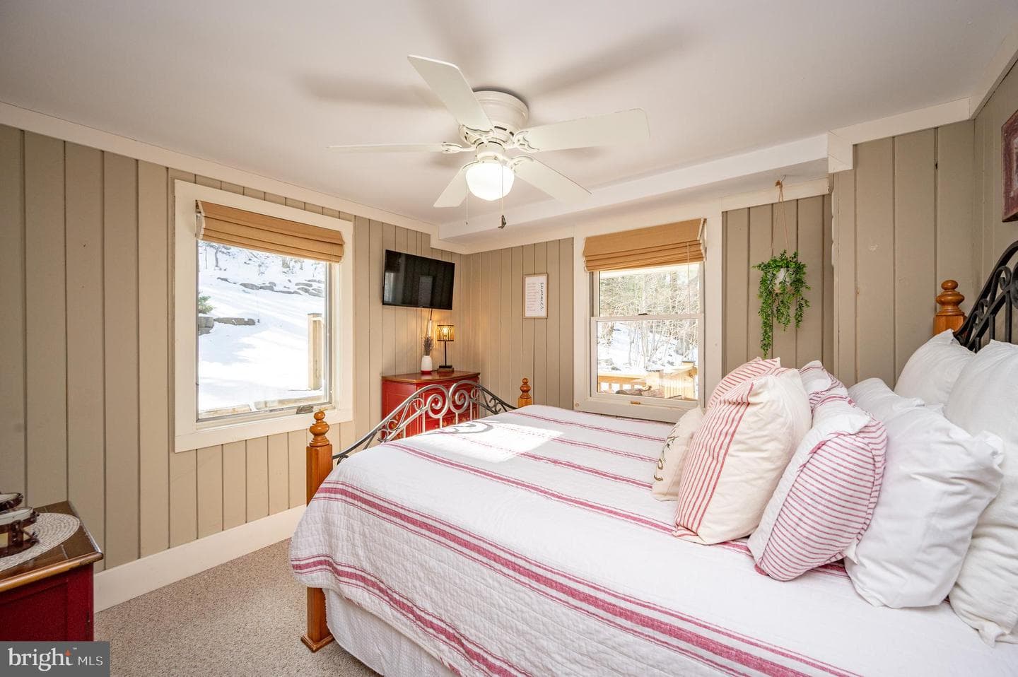 2411 Lake Shore Drive photo 23