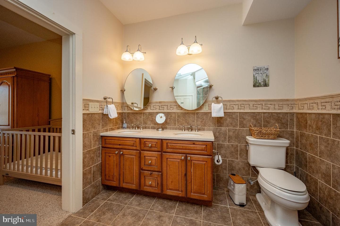 2411 Lake Shore Drive photo 32