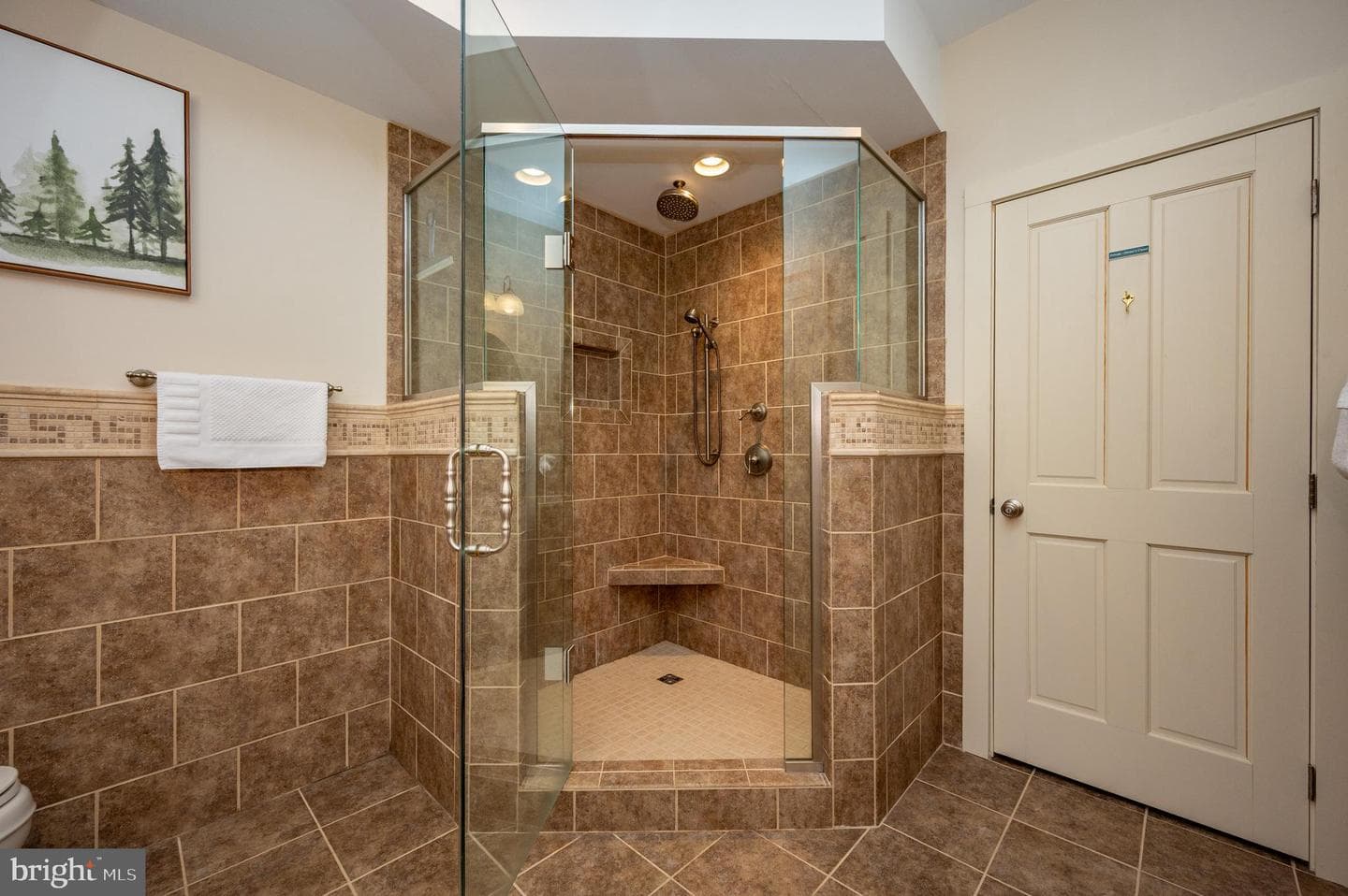 2411 Lake Shore Drive photo 33