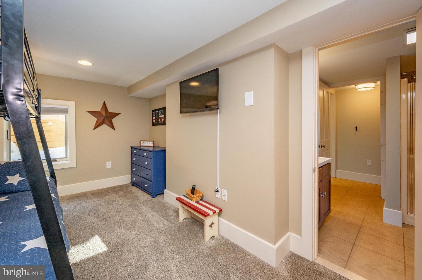2411 Lake Shore Drive photo 34