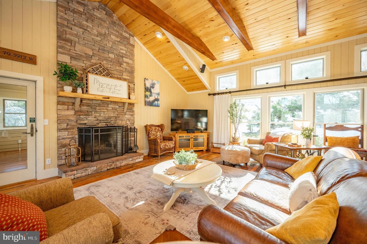 2411 Lake Shore Drive photo 37