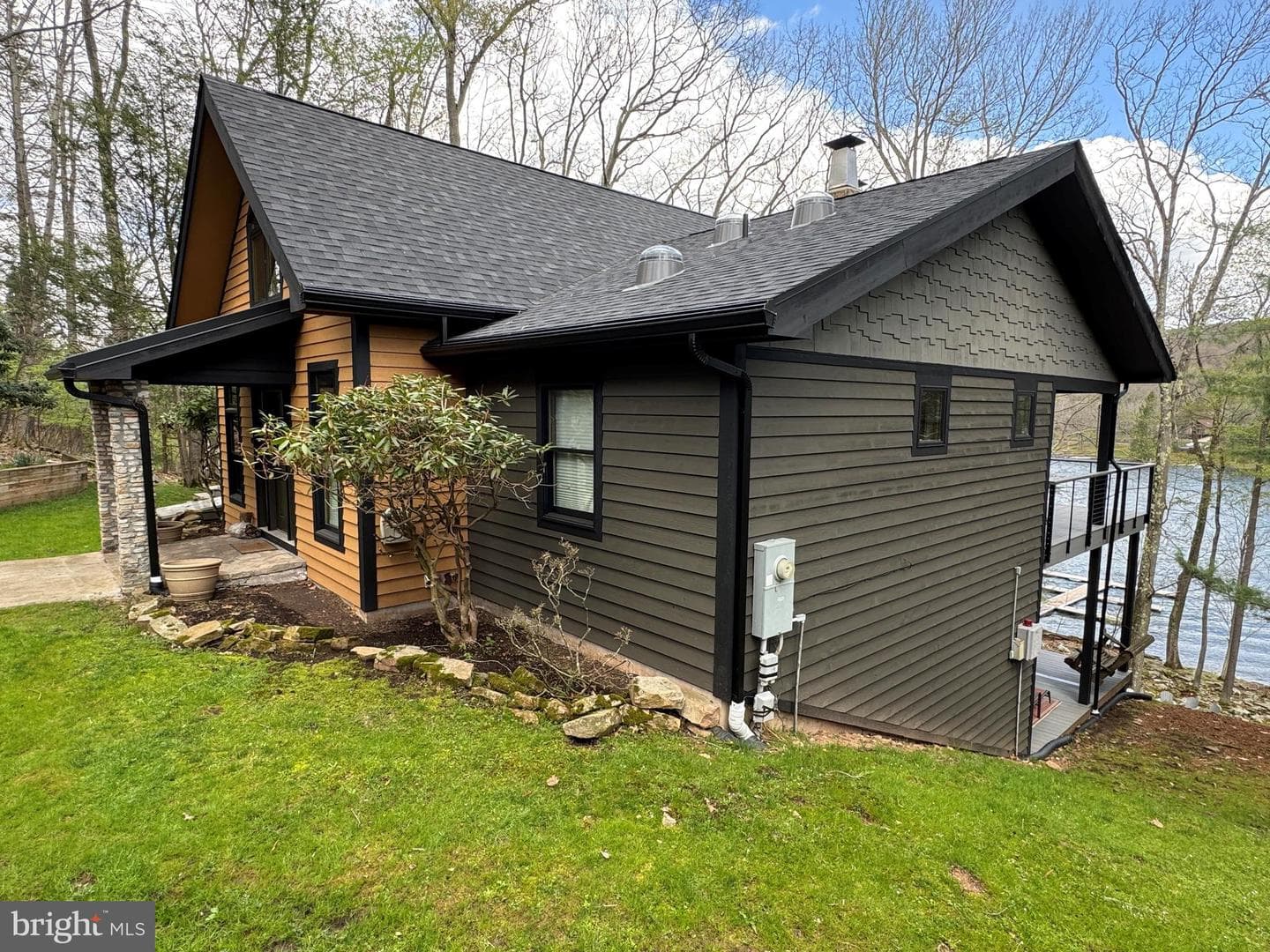 2119 Marsh Hill Road, Mc Henry