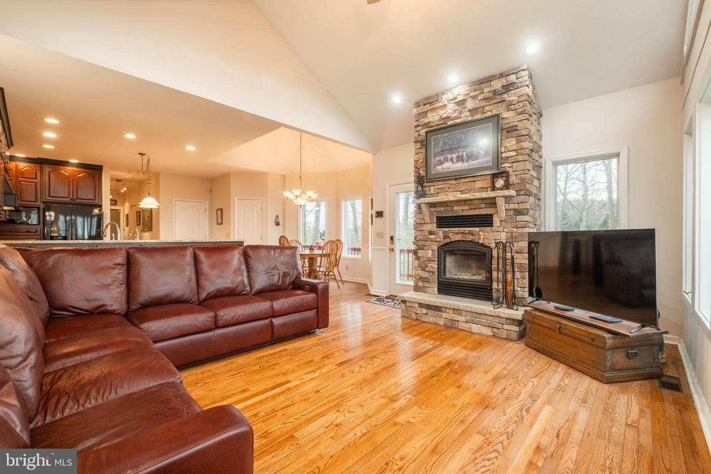 790 Sunset Ridge Drive photo 6