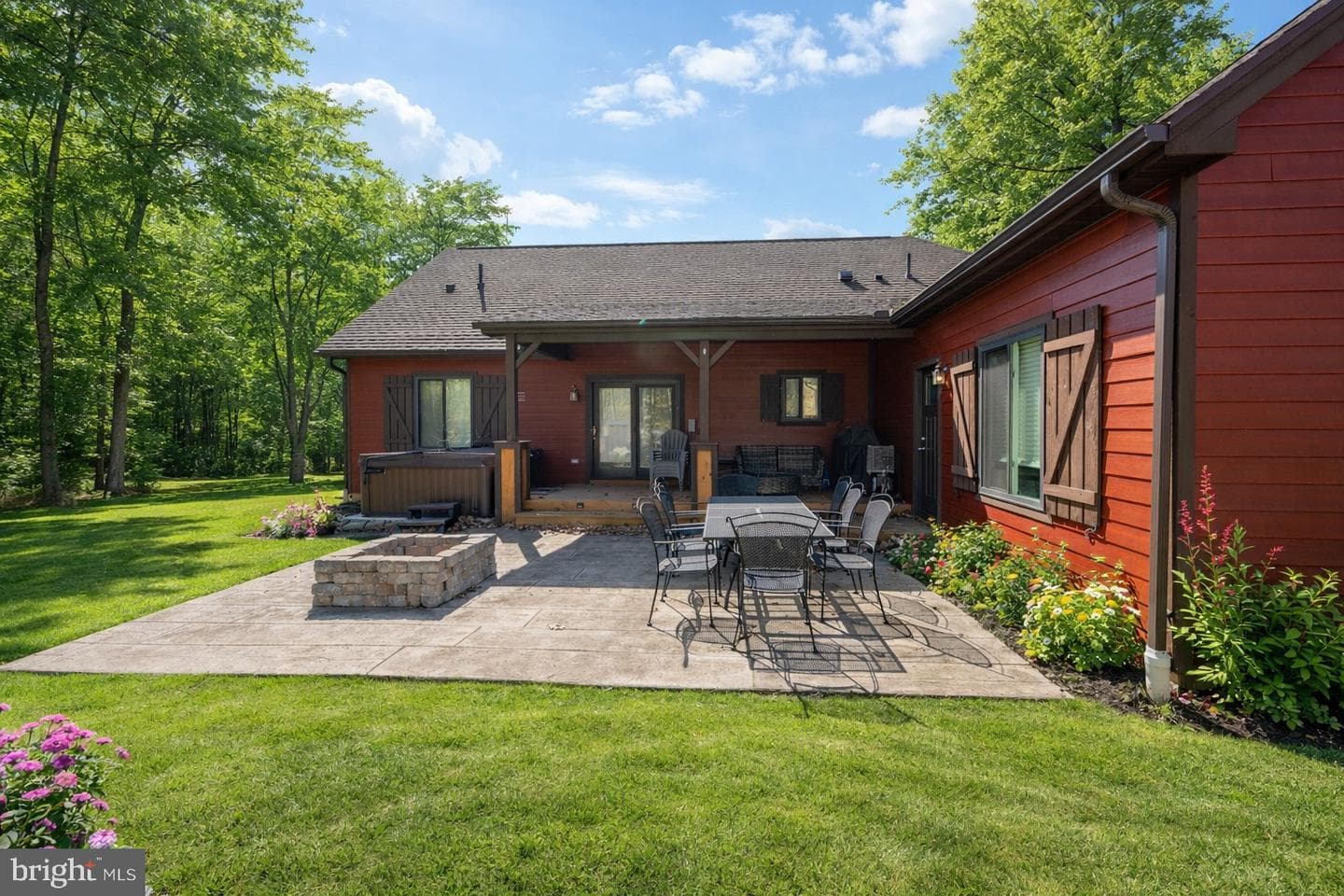 94 Chimney Rock Lane, Mc Henry