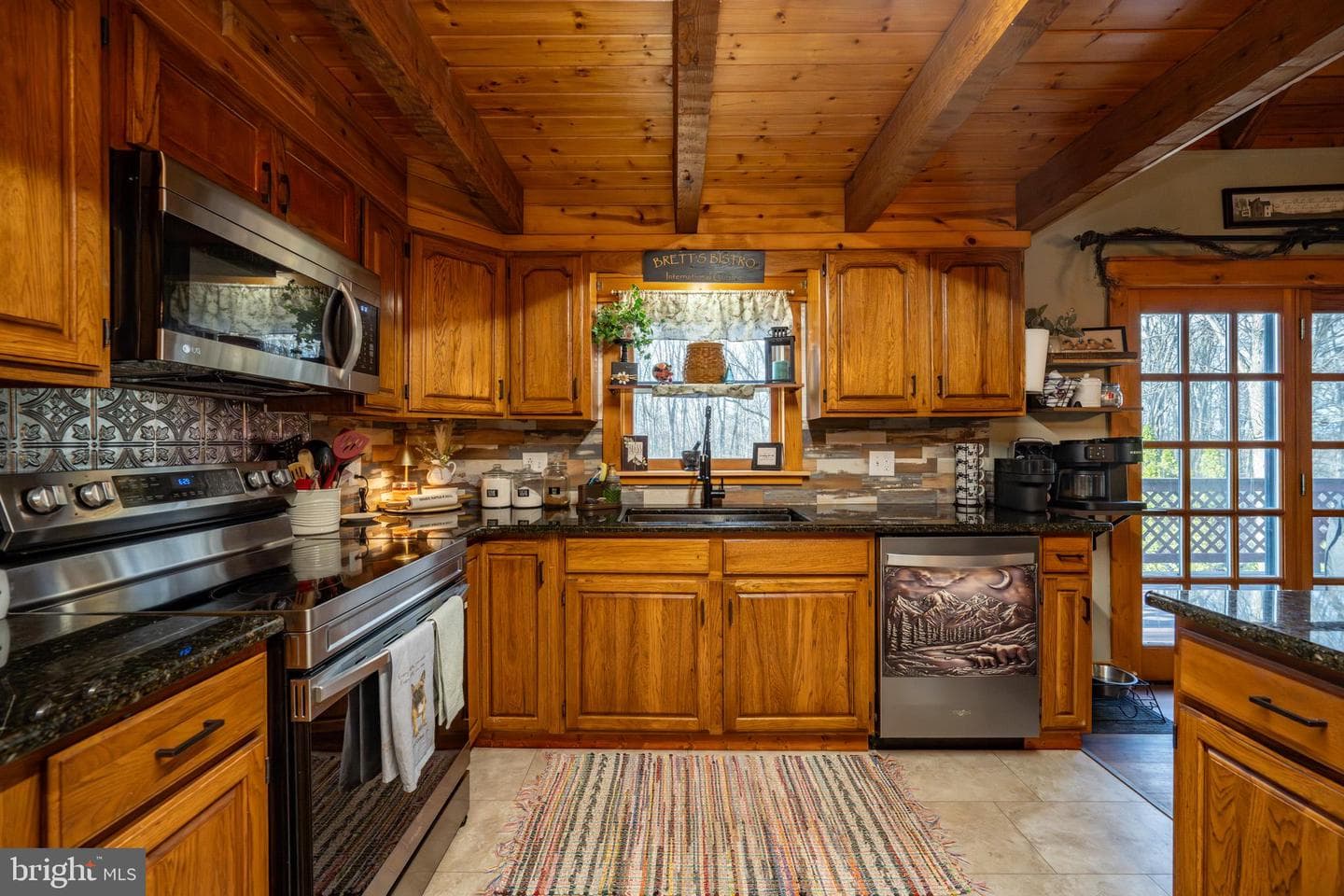 1204 Alexander Lane photo 4
