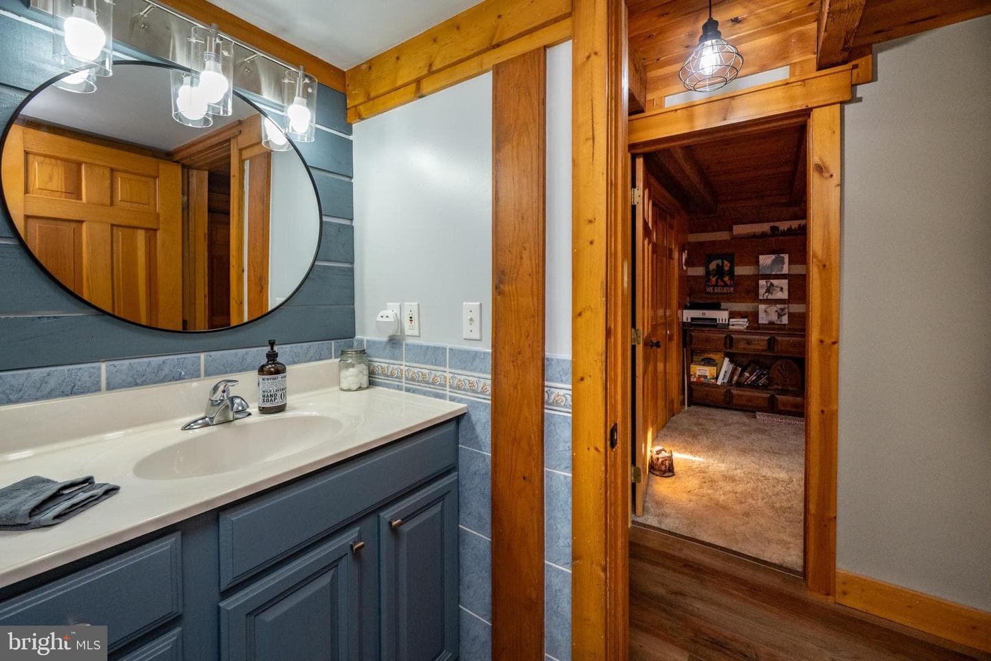 1204 Alexander Lane photo 8