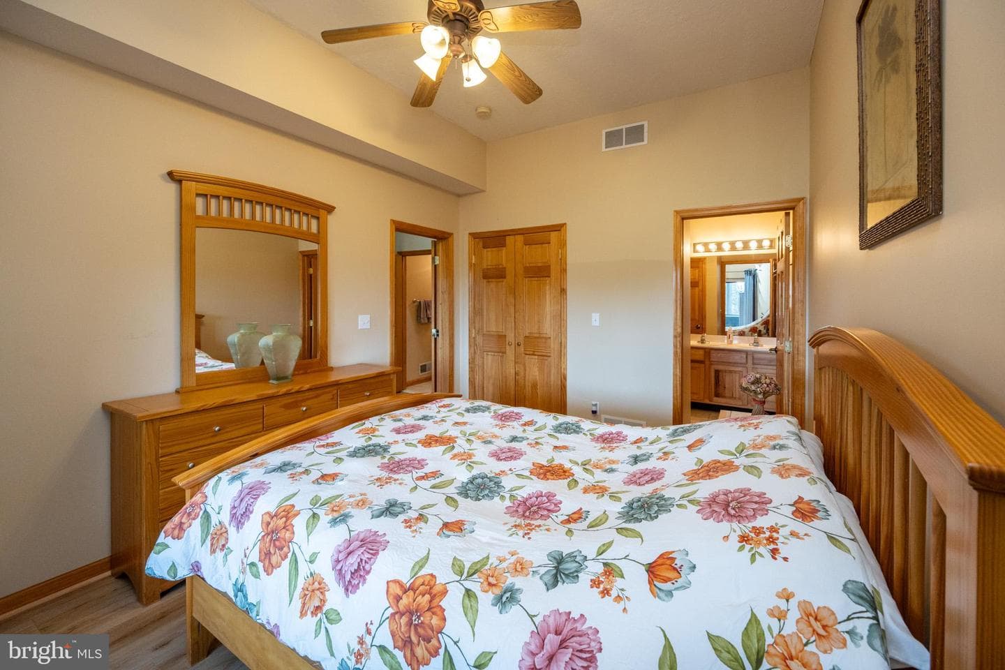 53 Meadow Court photo 32