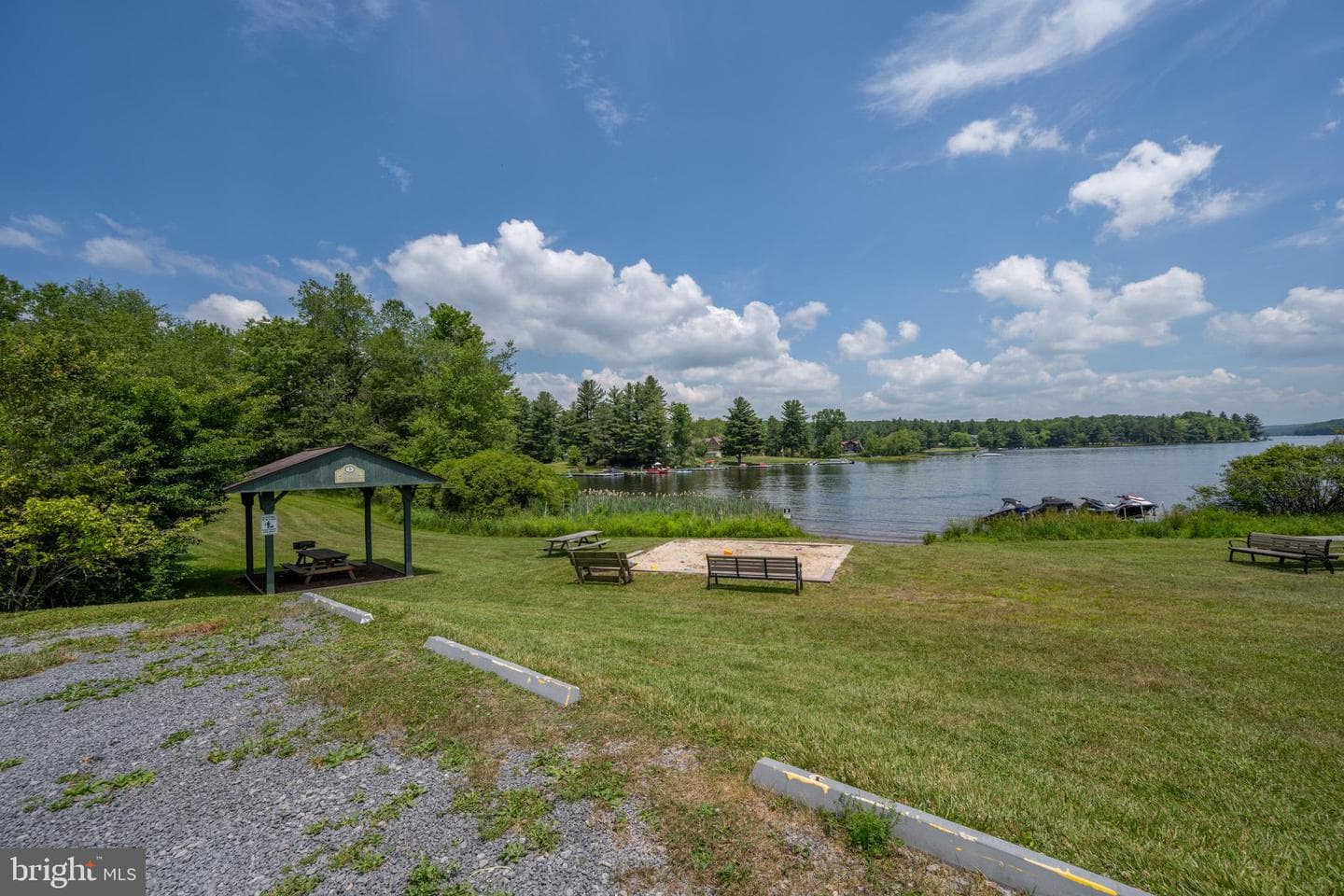 53 Meadow Court photo 65